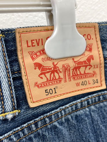pantalone levi's