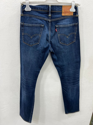 Pantaloni levis