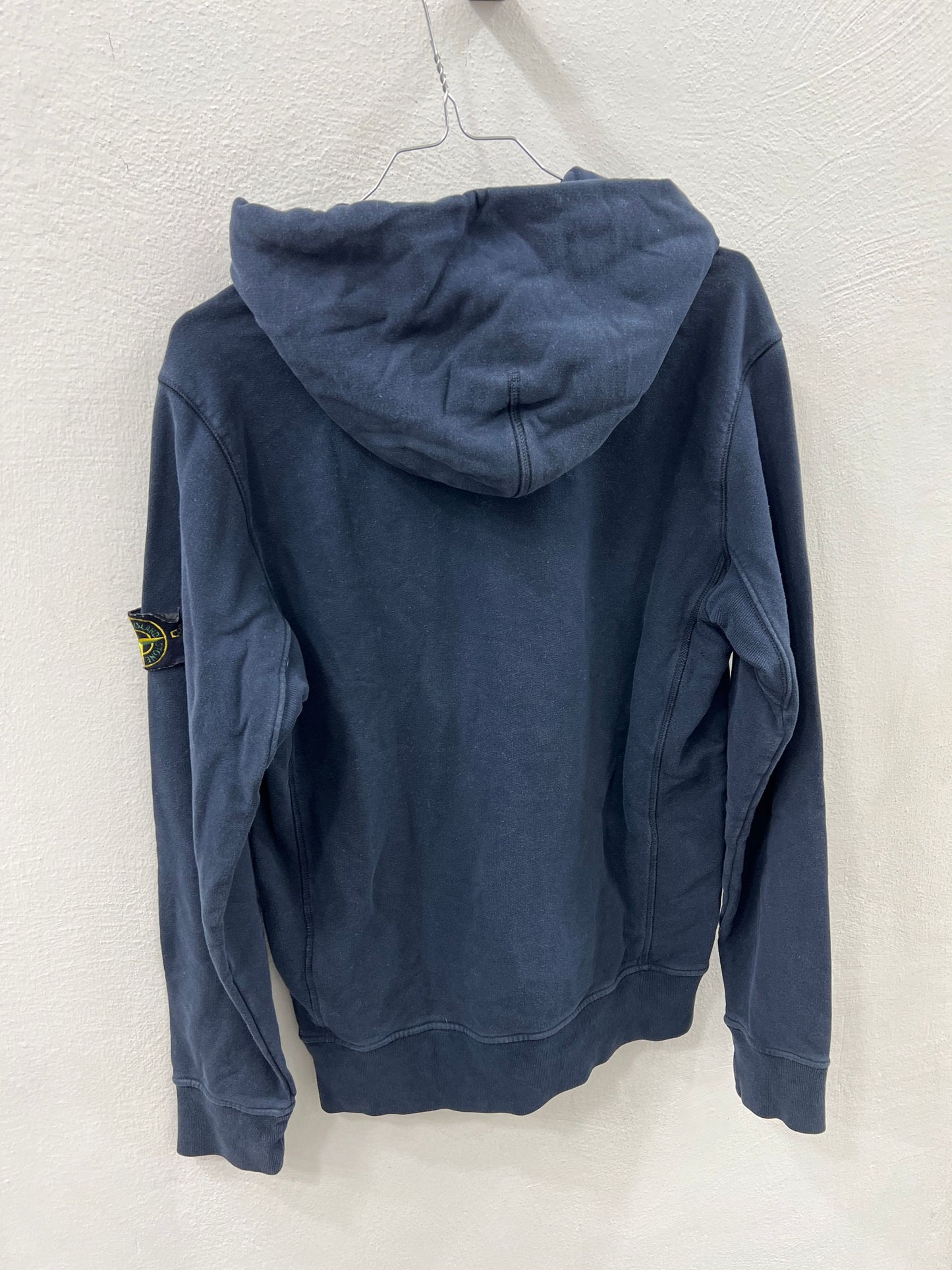 felpa stone island