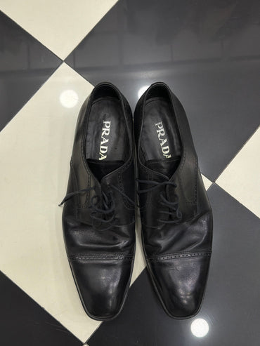 mocassini prada