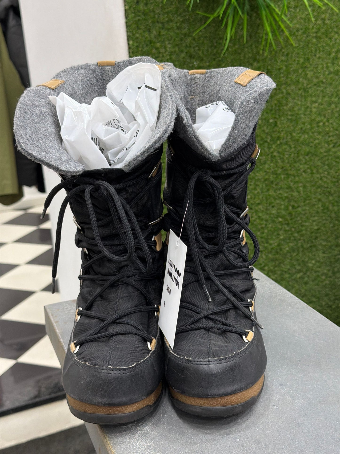 stivali moon boot