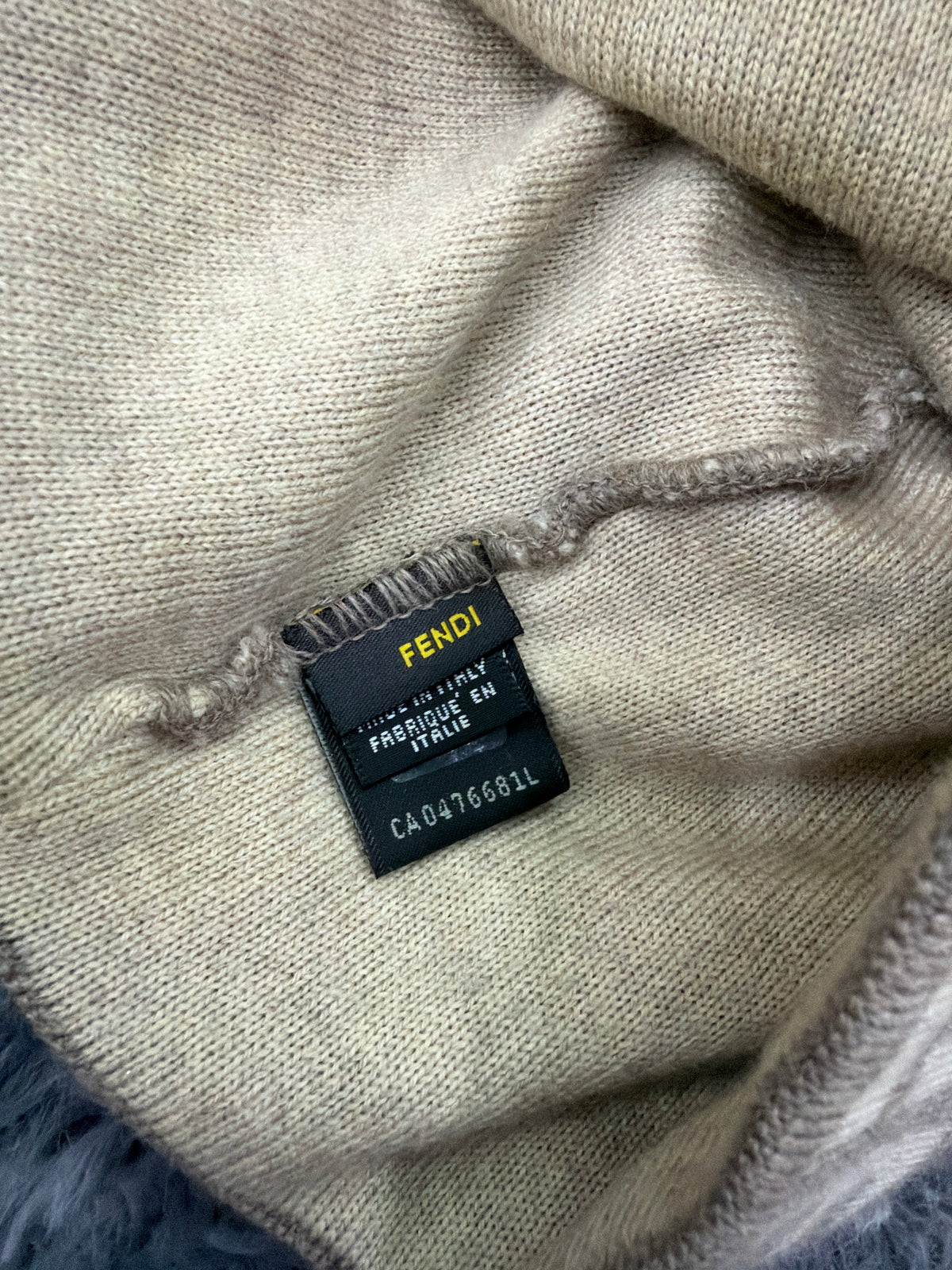 CAPPELLO FENDI