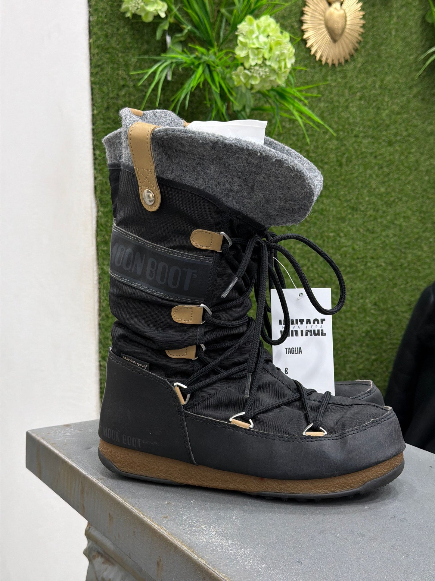 stivali moon boot
