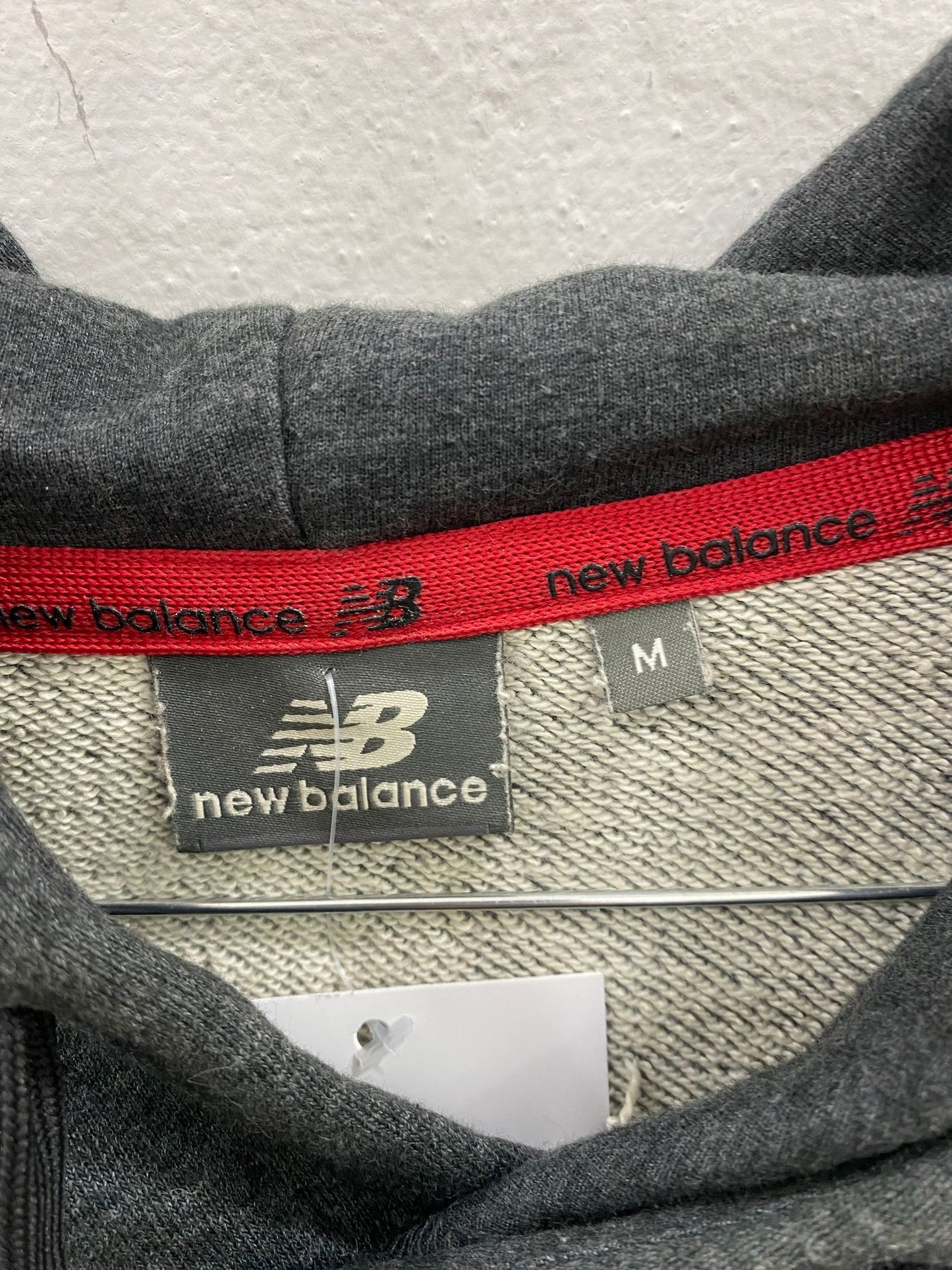 felpa new  balance
