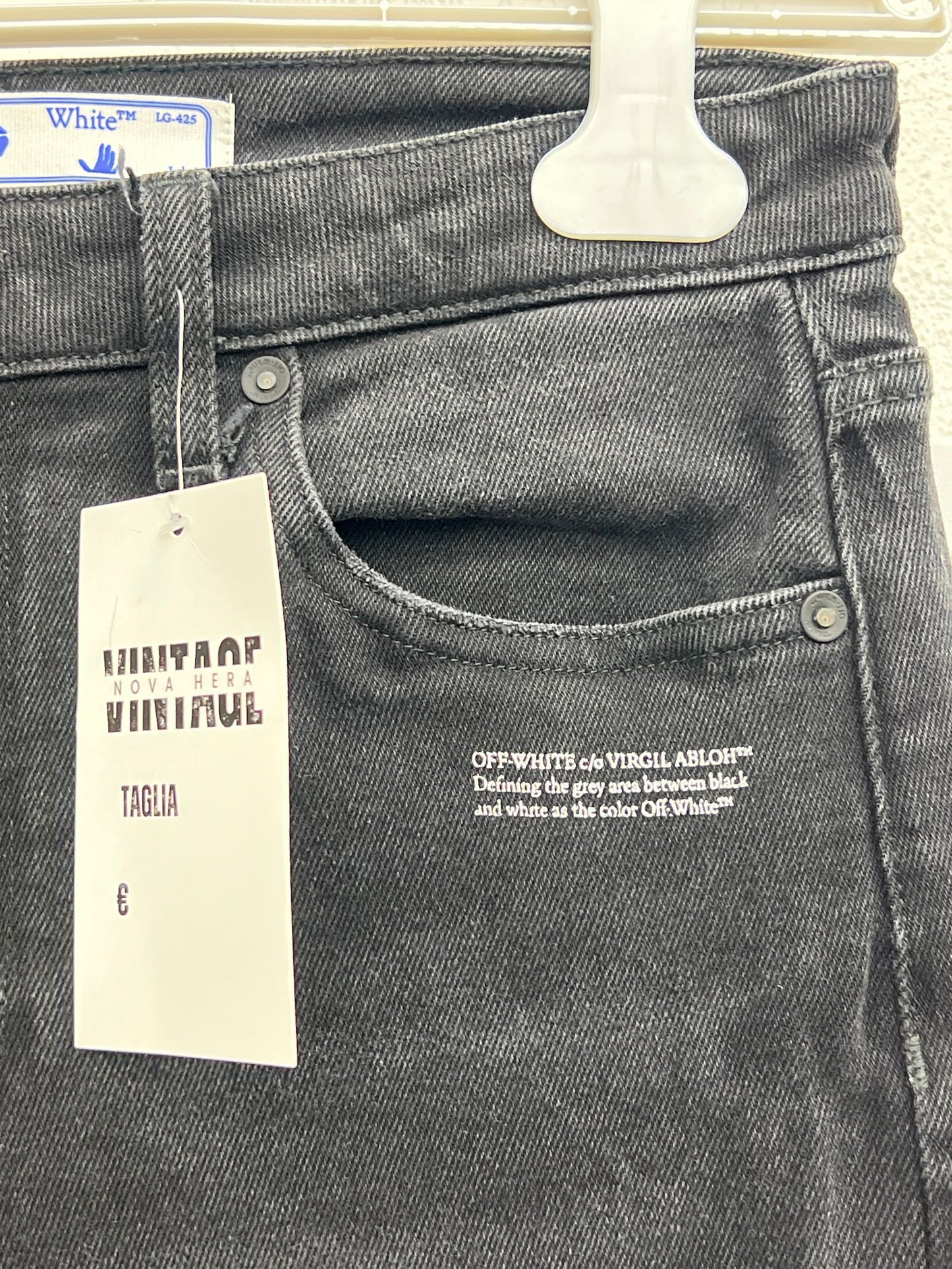 jeans off white