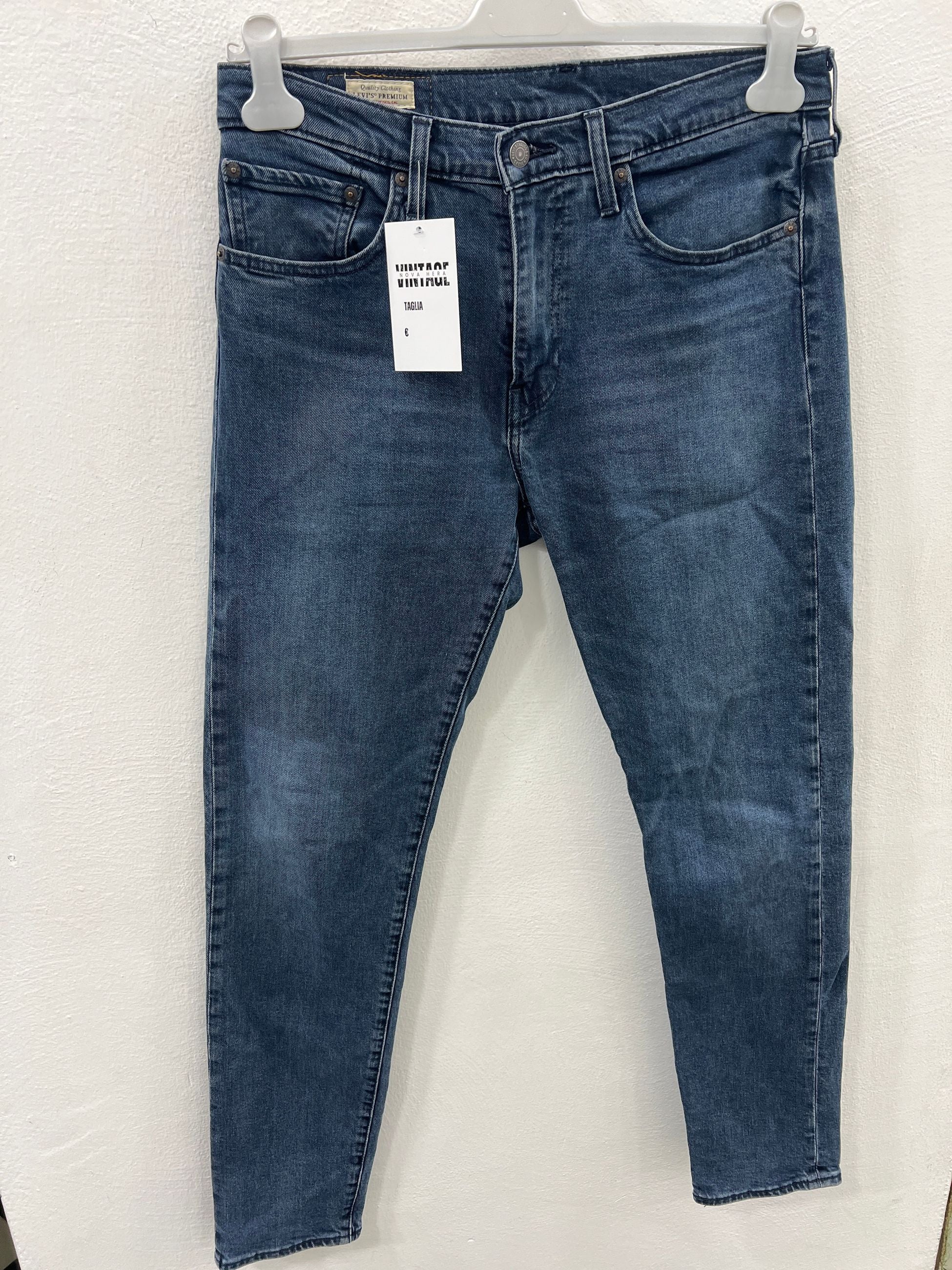 Pantaloni levi's