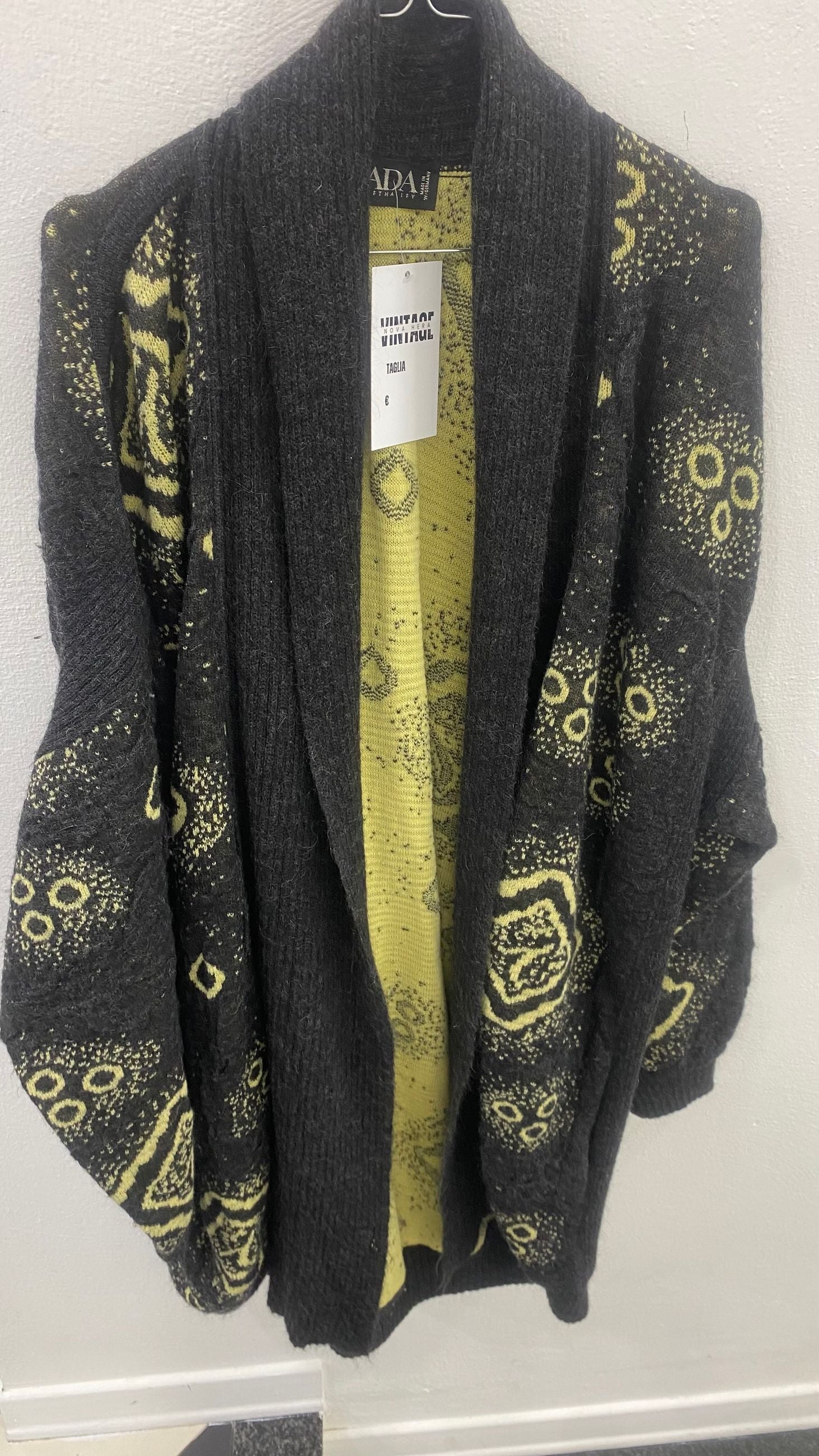 cardigan escada