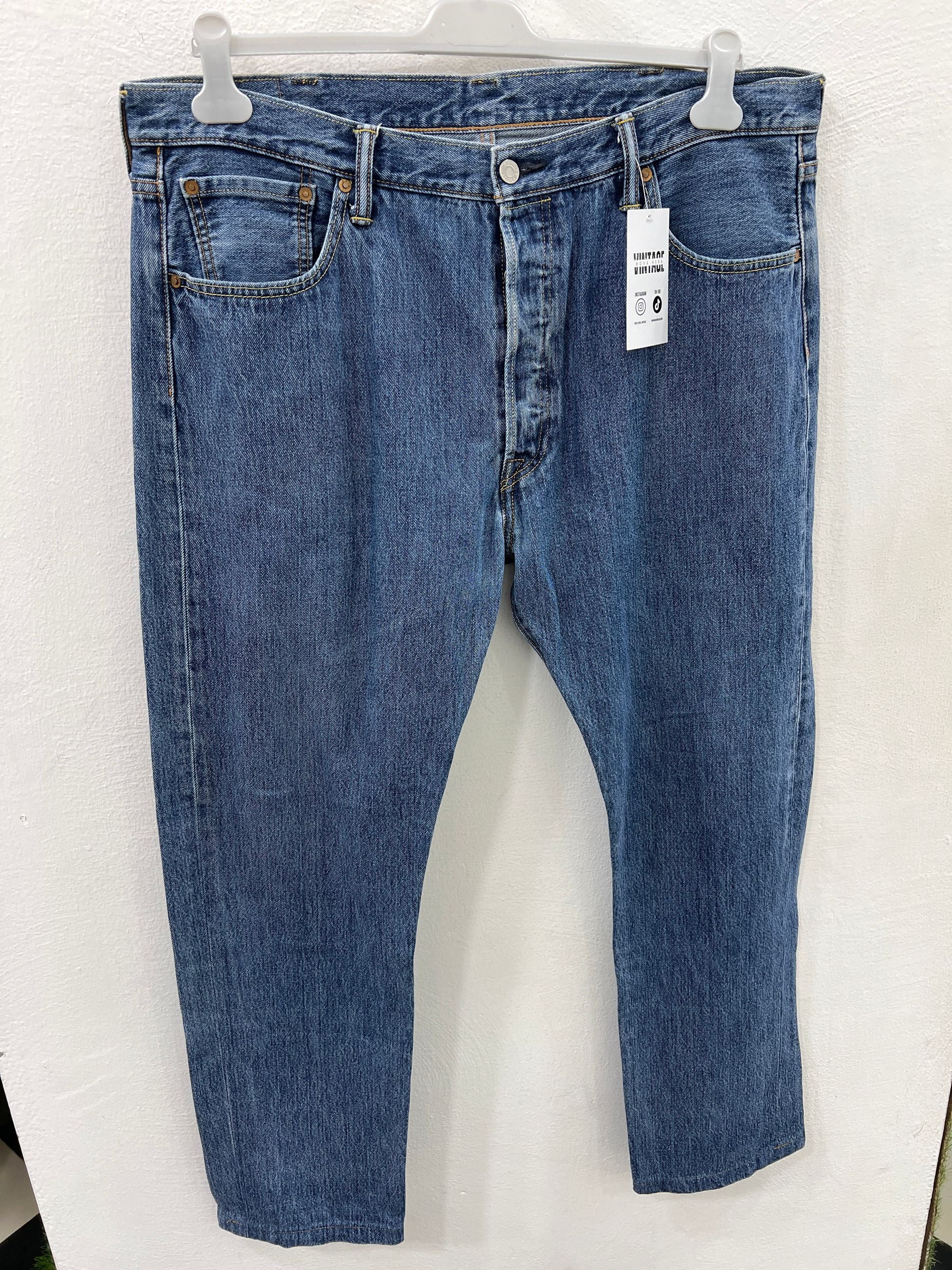 pantalone levi's