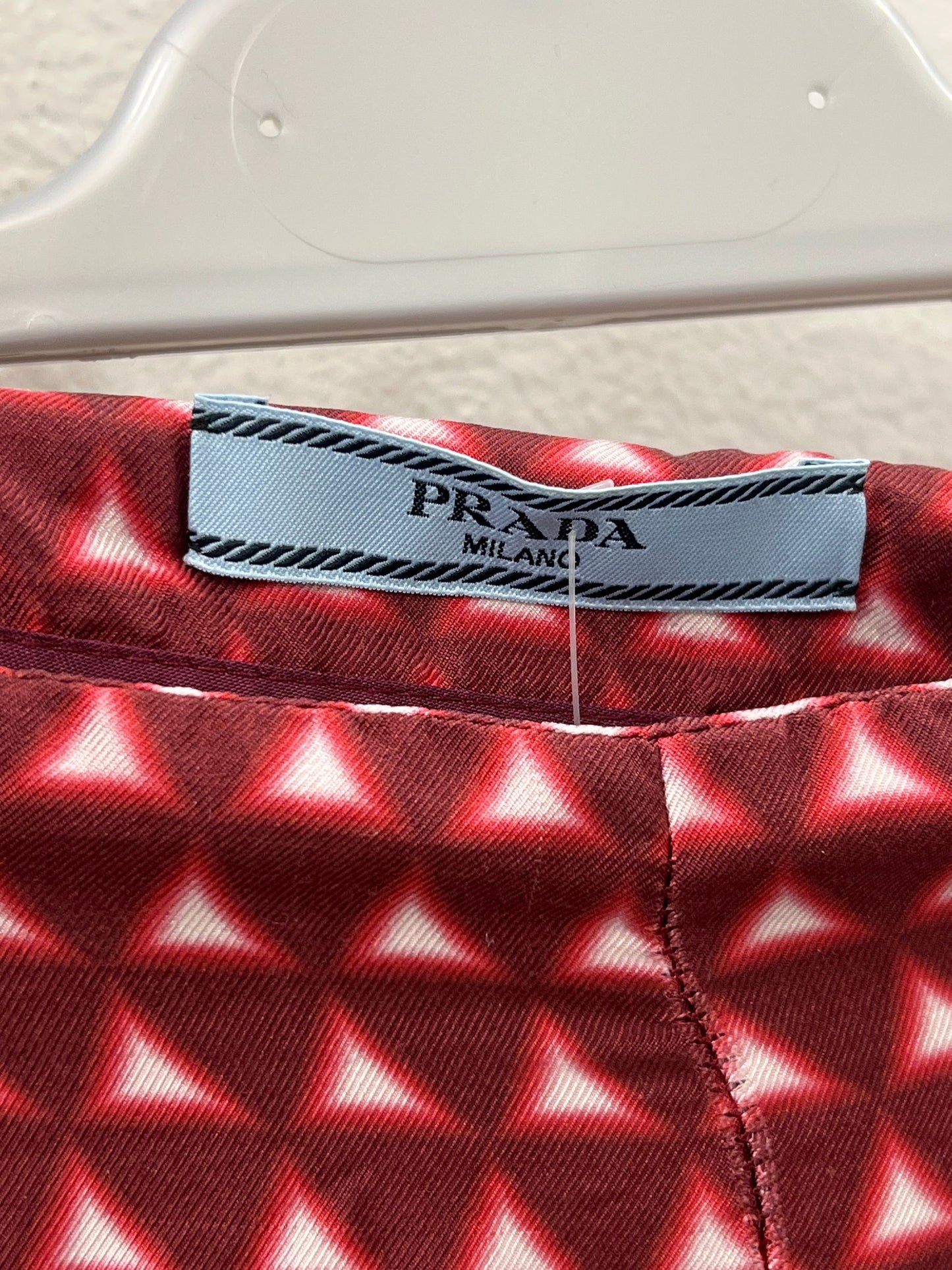 Pantaloni prada