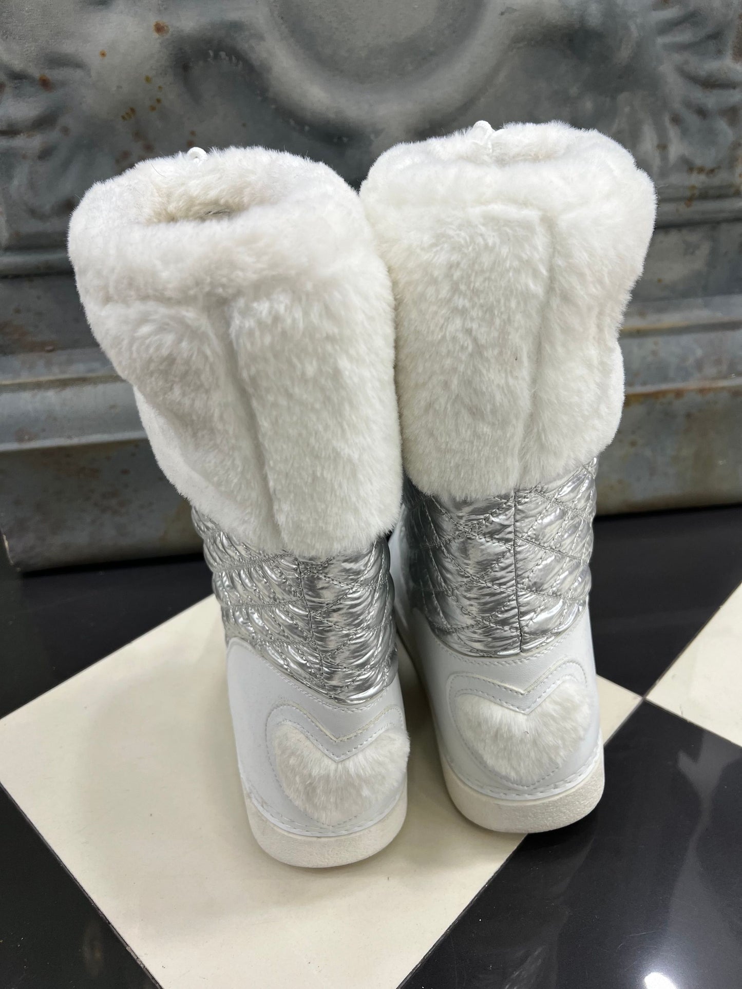 stivali moschino