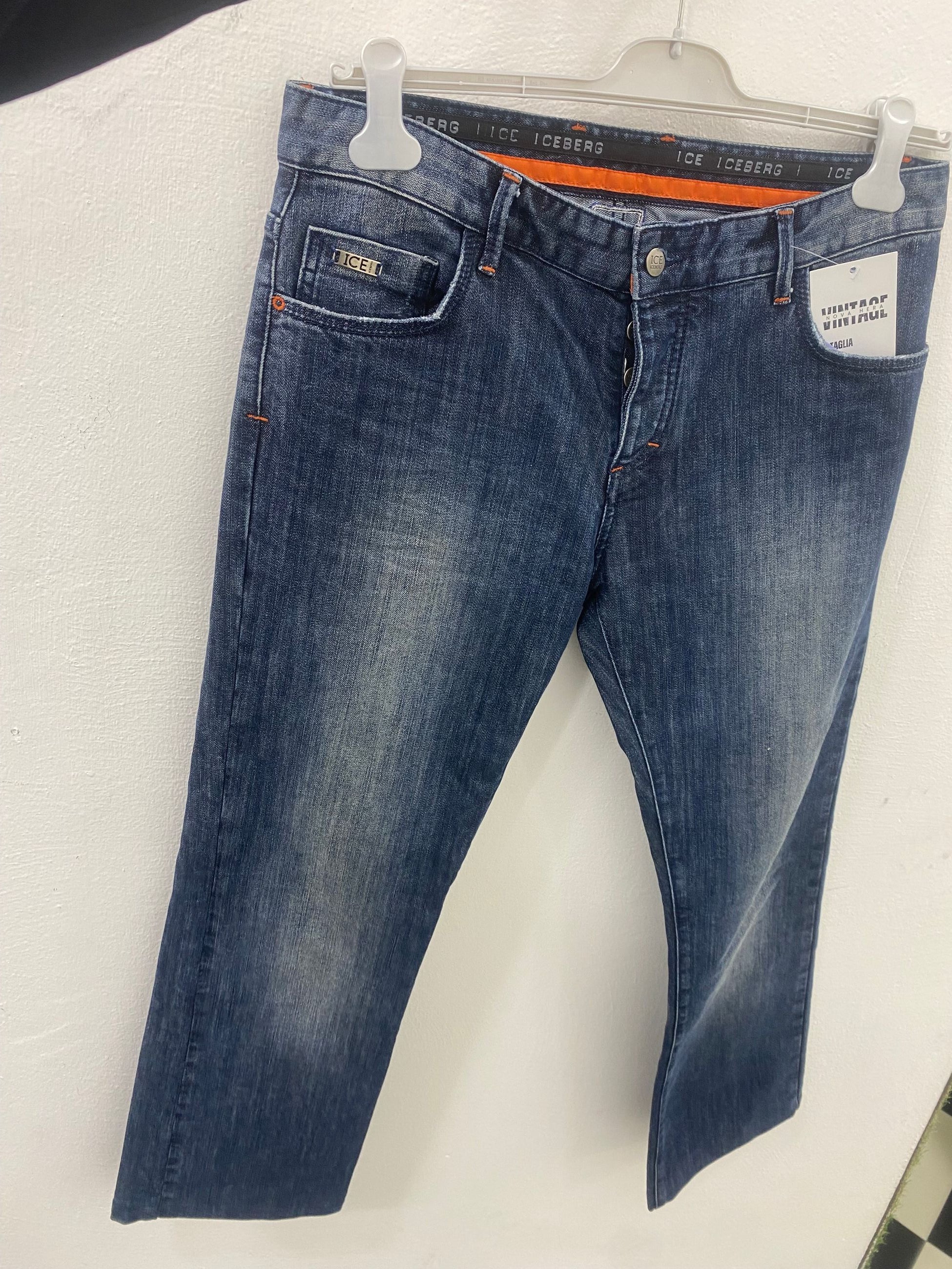 jeans iceberg