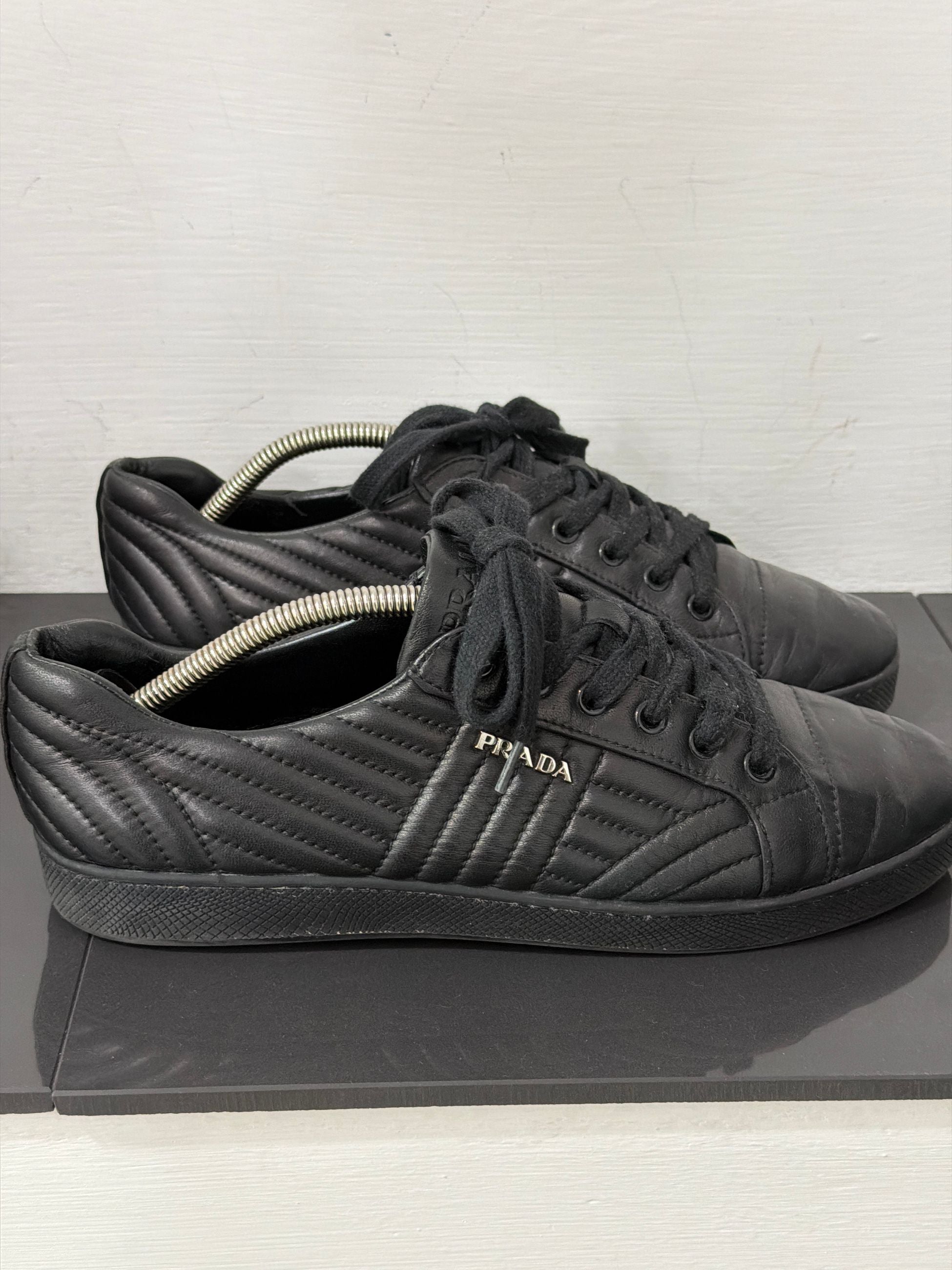 Scarpe prada