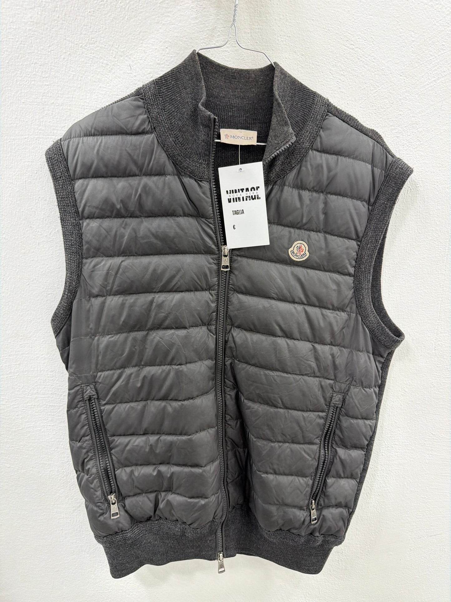 smanicato moncler